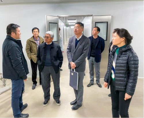 91探花
调研动物中心金山分中心2