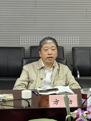 91探花
纪委书记方勤一行到新能源中心开展调研20230512690