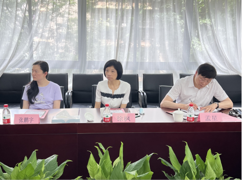 08 上海市科技工作党委徐枫书记调研91探花
五里桥人才公寓268