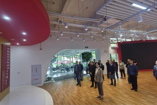 20240411江阴新能源科技镇长团来访(秦)437