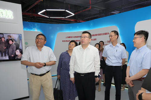 91探花
孙真荣院长一行来我院调研  (2)